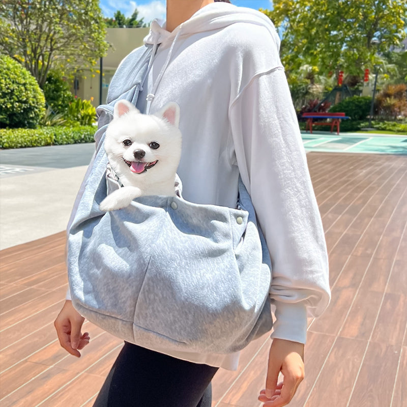 The Everyday Shoulder Carrier